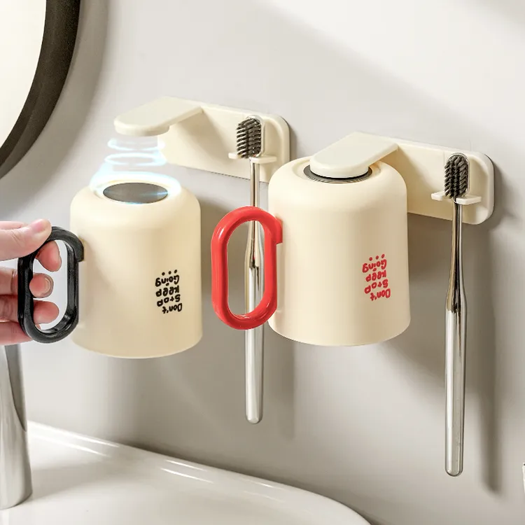 磁吸式牙刷杯置物架情侣漱口杯牙刷架刷牙杯壁挂奶油风倒挂洗漱杯