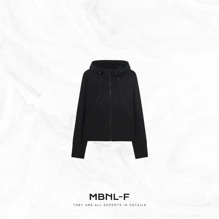 MBNL-F“机能冲锋衣” 露思同款防风防水连帽风衣女 秦磊XM-XTZ2015