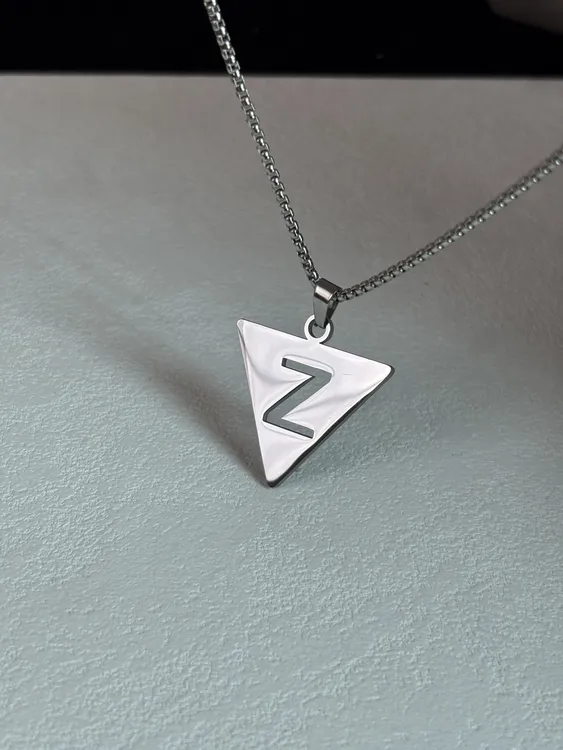 钛钢项链 柳木诗梦同款项链定制钛钢项链字母吊坠