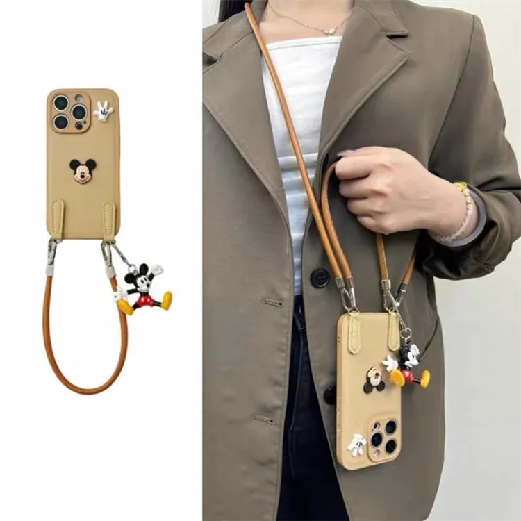 简约卡其咪奇公仔挂件适用苹果16promax手机壳15pro手提绳14pro女