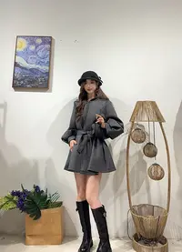 171区5960灰色连帽中长款外套