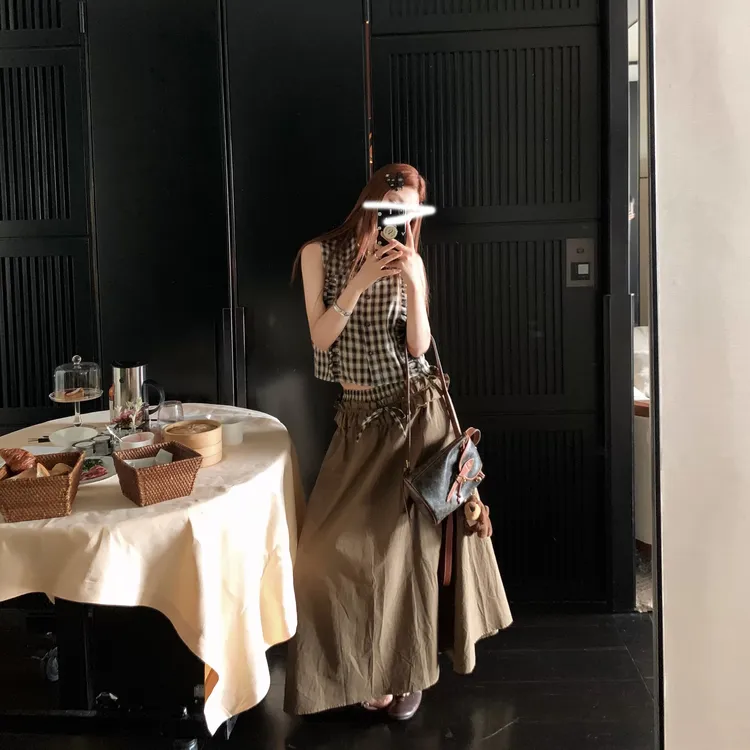 辣妹复古格纹无袖POLO领背心上衣+纯色宽松休闲半身裙夏季两件套