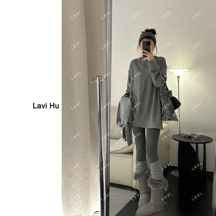 LAVI HU【凌晨钟点】条纹长袖落肩袖T恤圆领691018