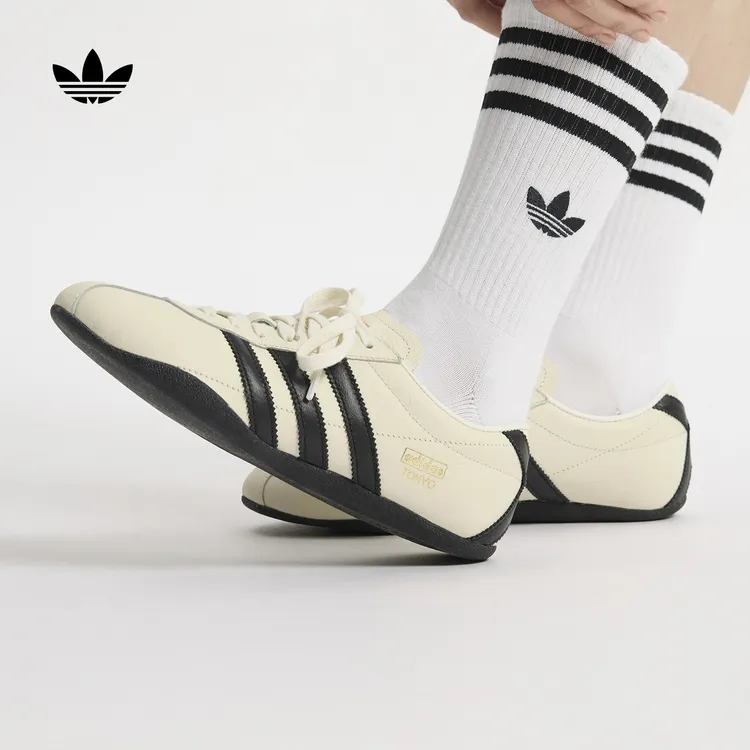 流光风 阿迪达斯三叶草 TOKYO W低帮经典复古薄底运动鞋女 JQ0597