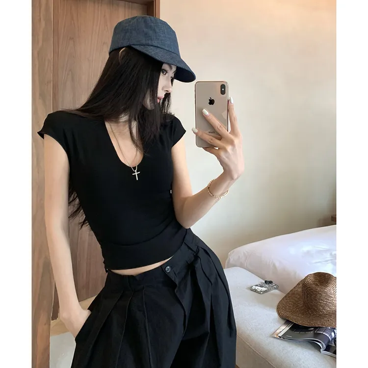 2025年新款短袖短款V领杂志风束身T恤ins露脐紧身设计感黑色夏季