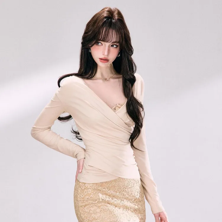 辣妹风蕾丝吊带连衣裙女秋冬季交叉v领罩衫纯欲气质高级两件套装