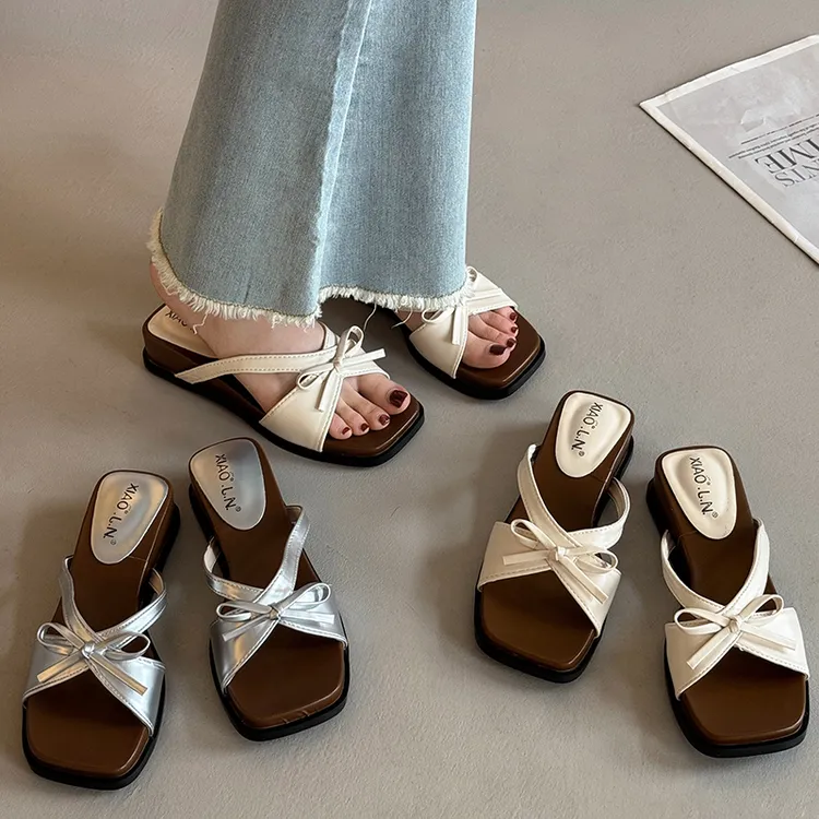 贾不假拖鞋女夏外穿2025新款韩系复古百搭蝴蝶结配裙子高级感凉鞋