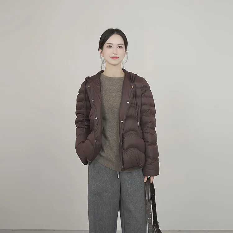 小禾【维尼】90白鸭绒针织拼接连帽波浪纹宽松保暖小个子羽绒外套