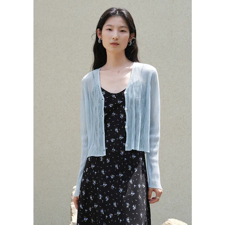 素典【云纱沁夏】轻薄长袖针织开衫v领显瘦舒适凉感百搭罩衫4262