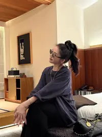 syna希娜 极简松弛感后背系带廓形长袖打底