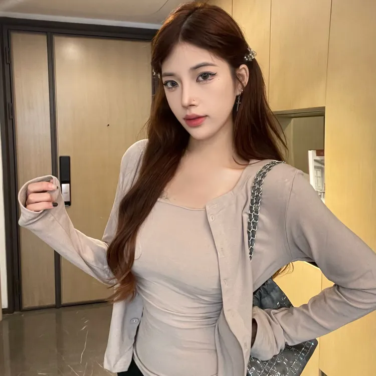 现货！吊带+开衫两件套秋韩版新款时尚休闲开衫吊带小背心简约套装