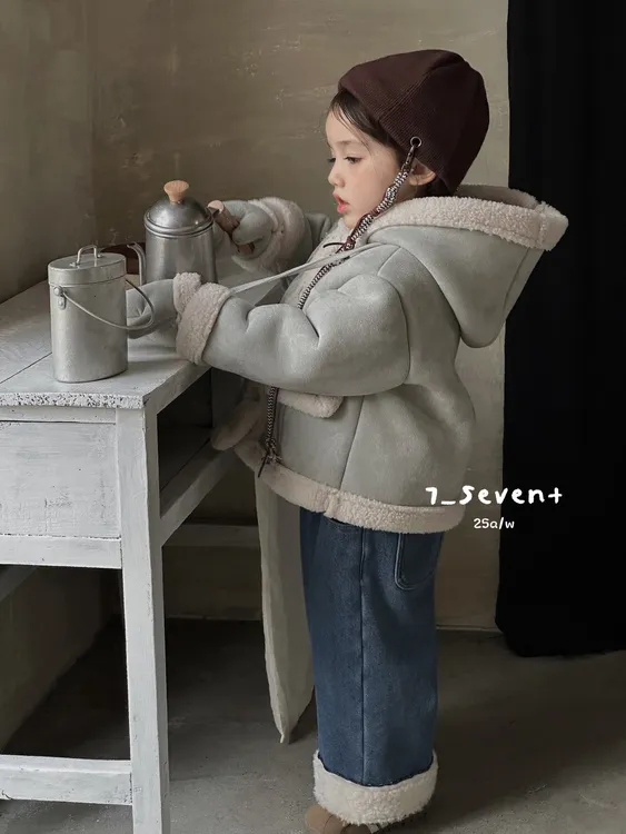 7seven 时尚羊角扣冬季普通外套连帽厚款秋季上衣