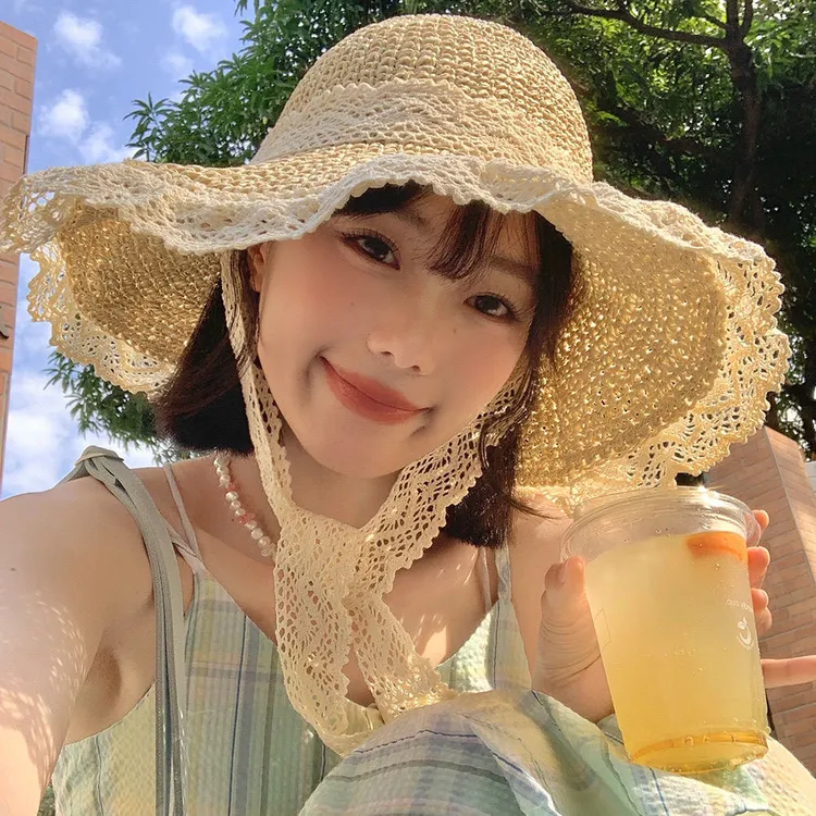 夏季蕾丝花边沙滩防晒帽女海边出游大帽檐遮阳帽防紫外线镂空草帽