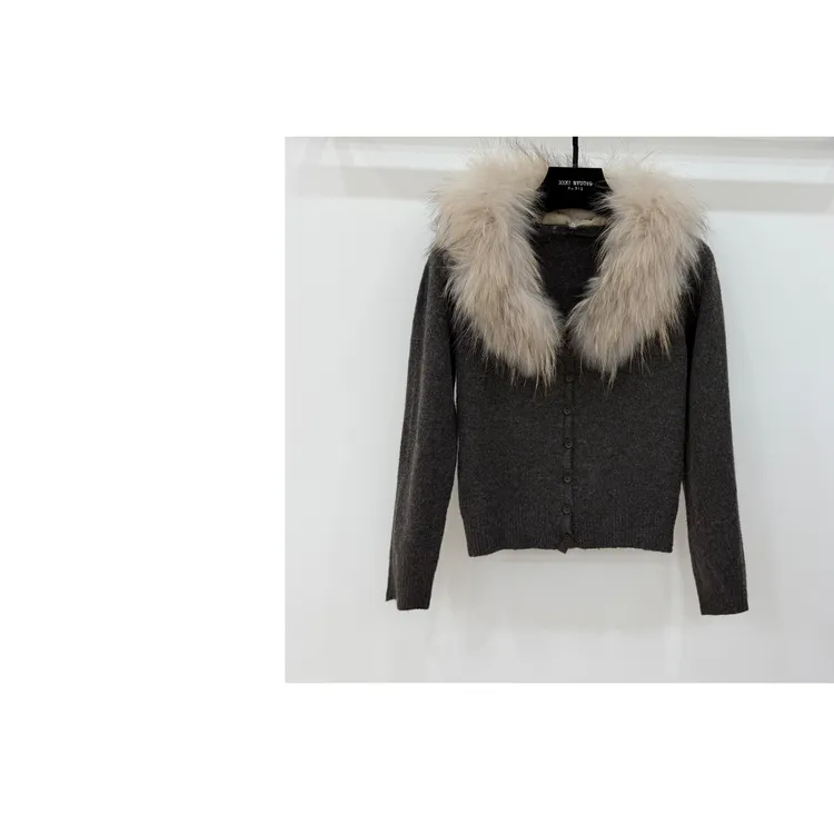 JIAYE CHAN毛毛领纽扣开衫女秋冬气质修身休闲外套