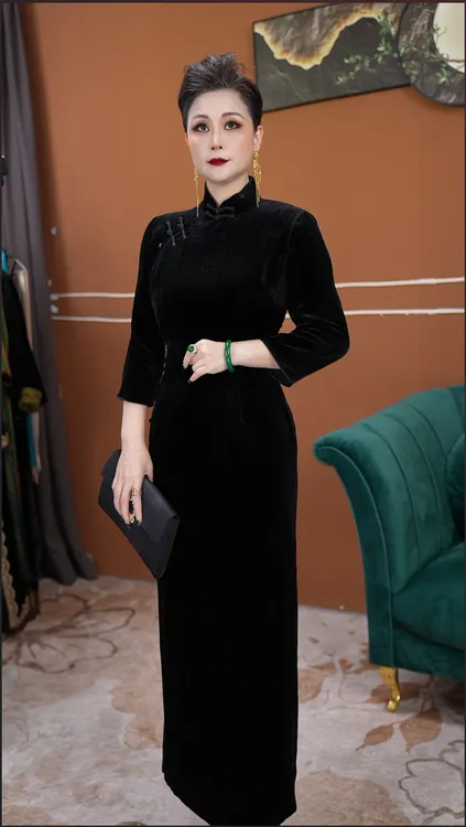 【锦罗坊】思琪精选100%桑蚕丝丝绒真开襟盘扣古法旗袍国风高贵气质