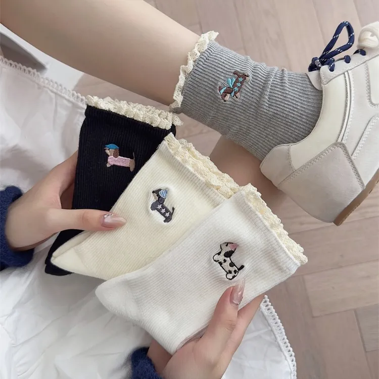 中筒秋季女条纹蝴蝶结刺绣中筒袜防汗卡通动漫防勾丝韩系腊肠狗
