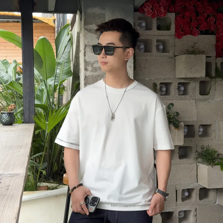 厚羿夏季日常明线设计感纯色圆领短袖T恤休闲男士半袖 K973