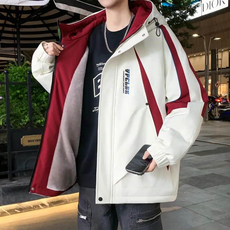 冬季男士外套2025新款加绒加厚夹克男连帽宽松帅气青少年冲锋衣潮