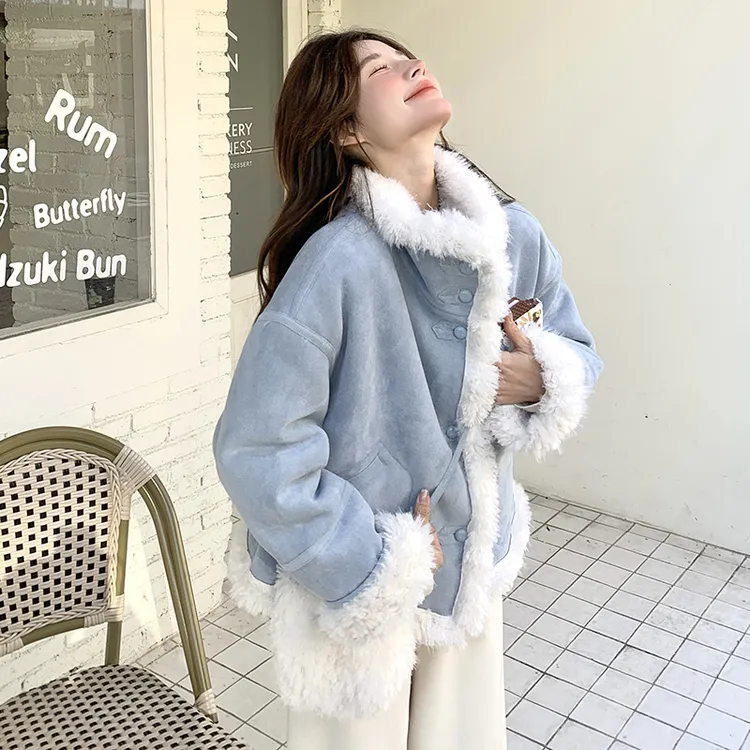 蓝色仿羊羔毛绒外套冬季2024新款洋气减龄超好看短款皮毛一体棉服