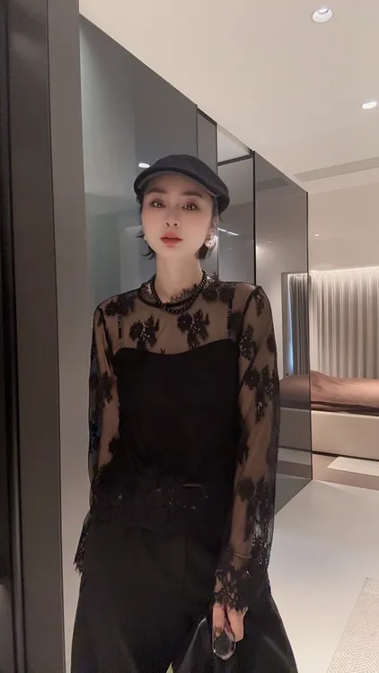 FANYE  2025早秋新款设计感百搭刺绣网纱T恤001