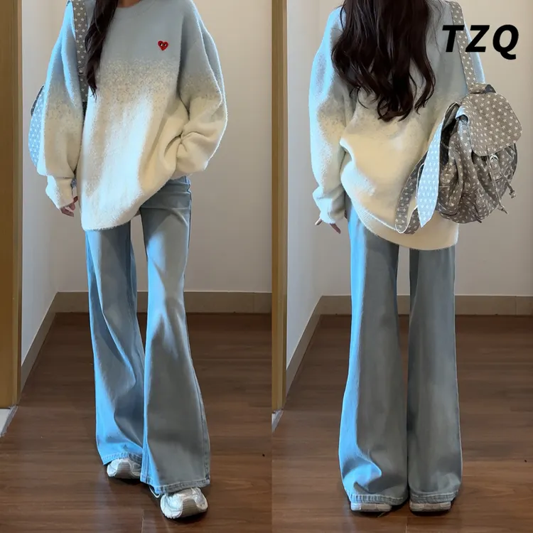 淘稚气黑色不贴腿微喇牛仔裤女2025新款爆款高腰秋季弹力喇叭裤子