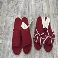 休闲舒适透气男女情侣红色百搭家居拖鞋