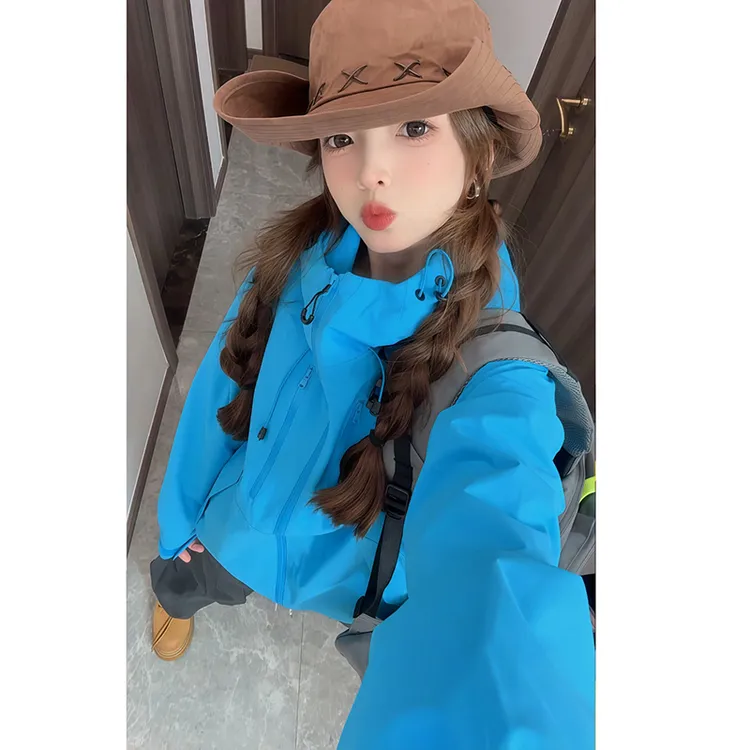 冰川蓝色硬壳外套男女款户外运动防风防水夹克登山服情侣登山外套