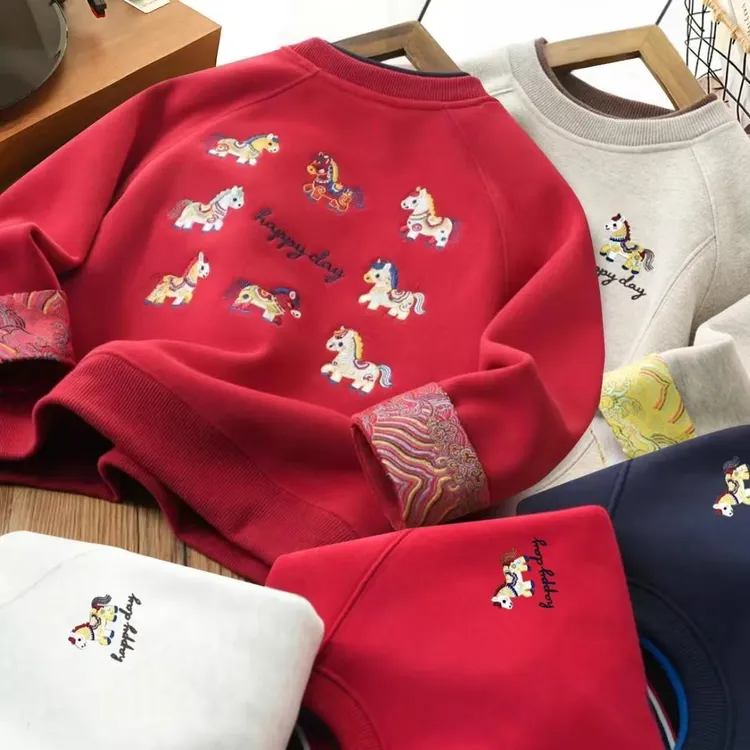 男女童刺绣儿童加绒卫衣红色中大童男女童宝宝亲子装新年款拜年服