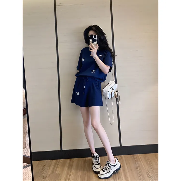 藏蓝色蝴蝶结休闲运动套装女2025年夏季短裤T恤穿搭一整套时尚