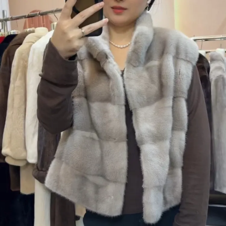 时尚短款马甲原色55-60公分