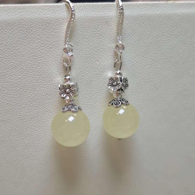 新爆款 奶黄色玉髓耳坠 转运桃花环绕兔耳款耳钩