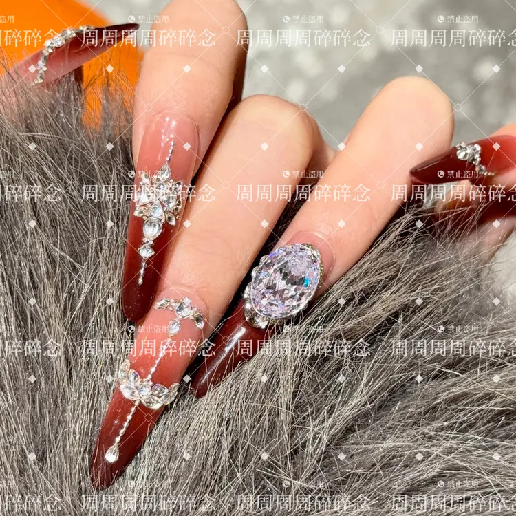 [视频同款]手工穿戴甲长度细狗3.8cm锆石装饰车厘子红