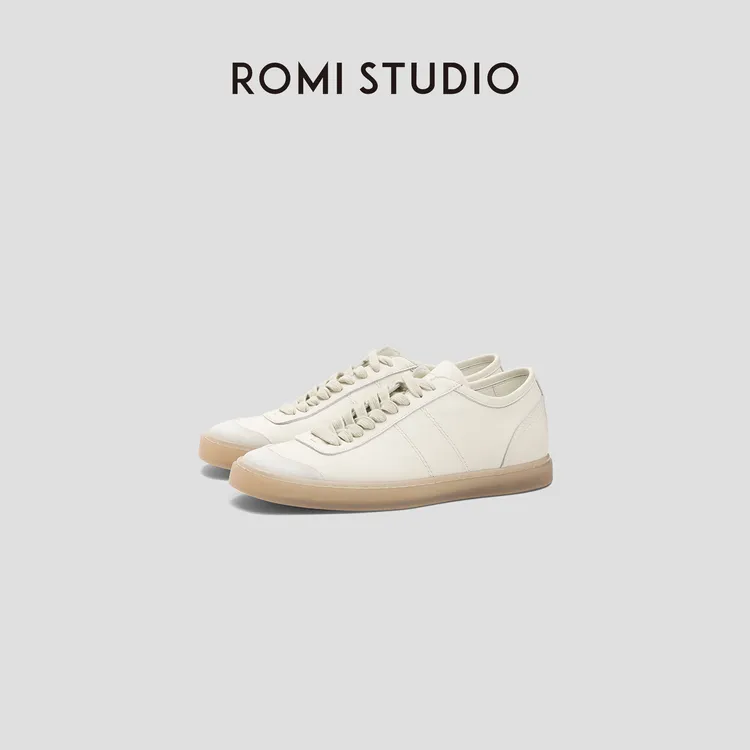 ROMI STUDIO“quiet luxury”头层牛方圆头腔调穿搭小白鞋23AWS165