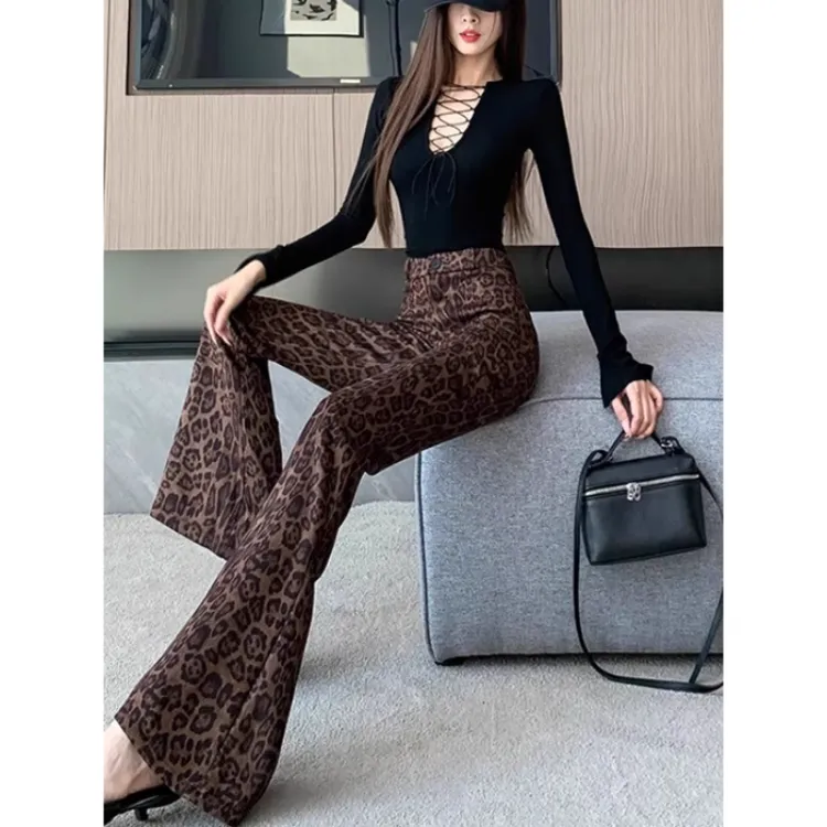 美式复古爆款豹纹微喇牛仔裤女款秋2025新款高腰显高休闲裤拖地裤