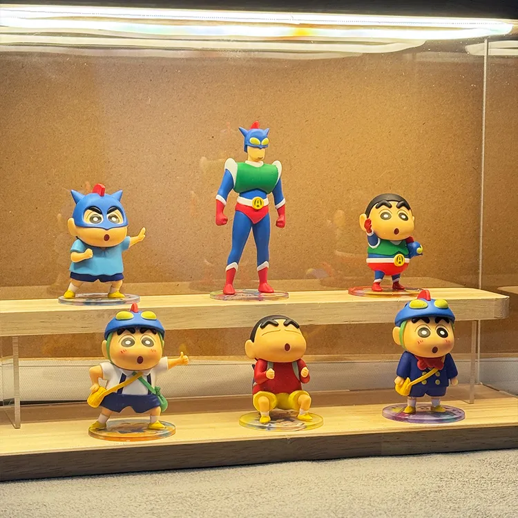 生日礼物送女朋友闺蜜正版蜡笔小新手办公仔玩偶创意摆件周边礼物