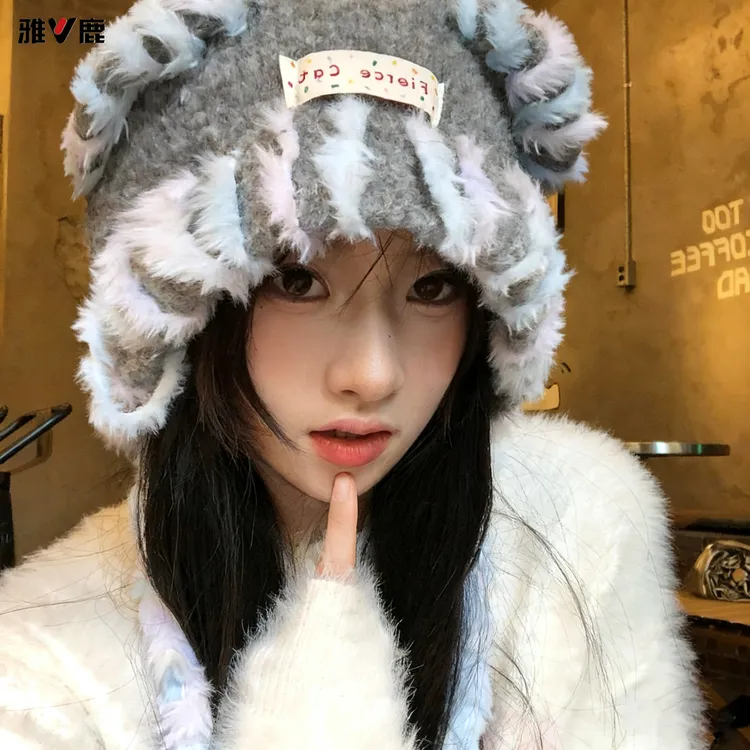 可爱护耳针织帽女冬季2026新款加厚保暖显脸小毛线帽防寒雷锋帽子