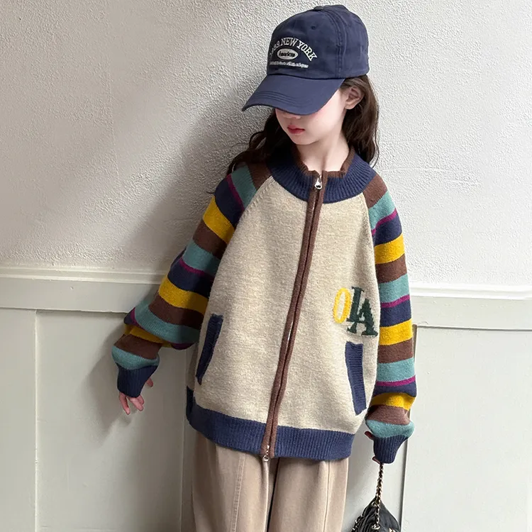 女童外套春秋2025新款女孩初春韩系针织开衫毛衣儿童洋气卫衣春装