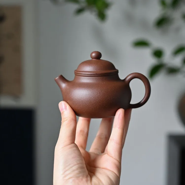 “壶小能容天下水，茶清不染人间尘” 爆款容天薄胎 家藏紫泥 140CC 