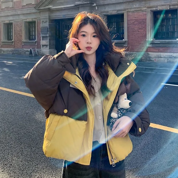撞色设计爆款羽绒服女冬季2025新款洋气减龄白鸭绒外套小个子流行