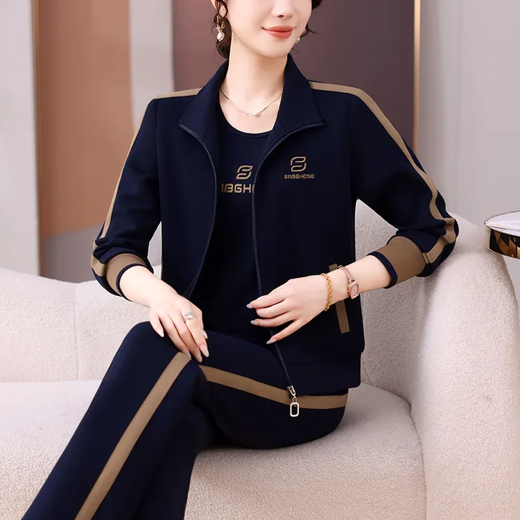 运动服套装女秋季2025新款穿搭一整套高级品牌休闲显瘦卫衣三件套