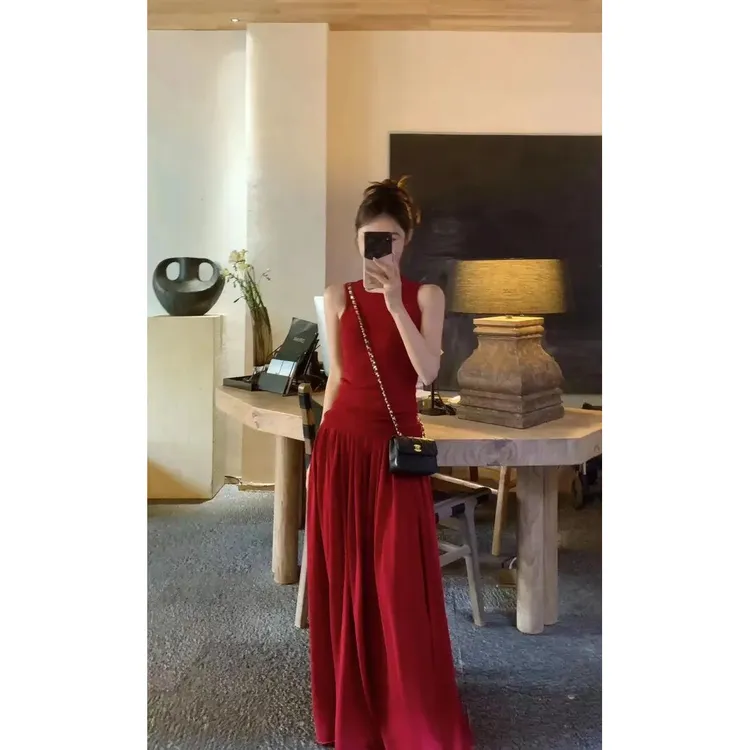 显白红色气质修身针织背心上衣2025辣妹时尚高腰显瘦半身长裙套装