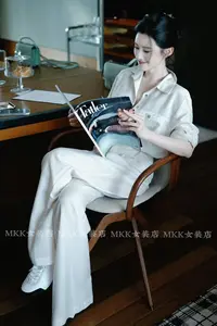 老钱风直筒休闲阔腿裤女2025年新款时尚百搭透气垂感西装裤