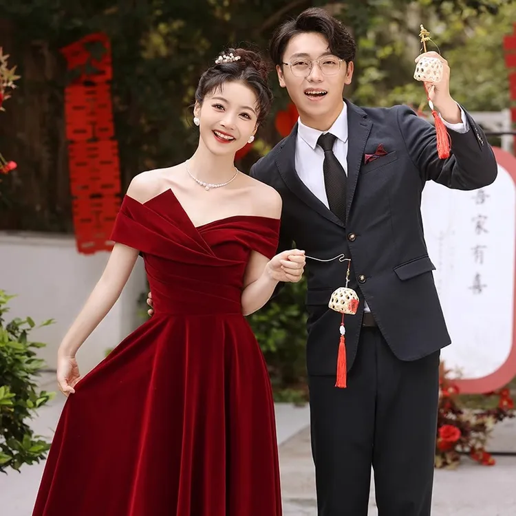 一字肩敬酒服丝绒新娘结婚出阁回门答谢宴服女高级感订婚礼服宴会