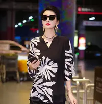 （玟萱推荐）轻薄高级感休闲减龄印花上衣