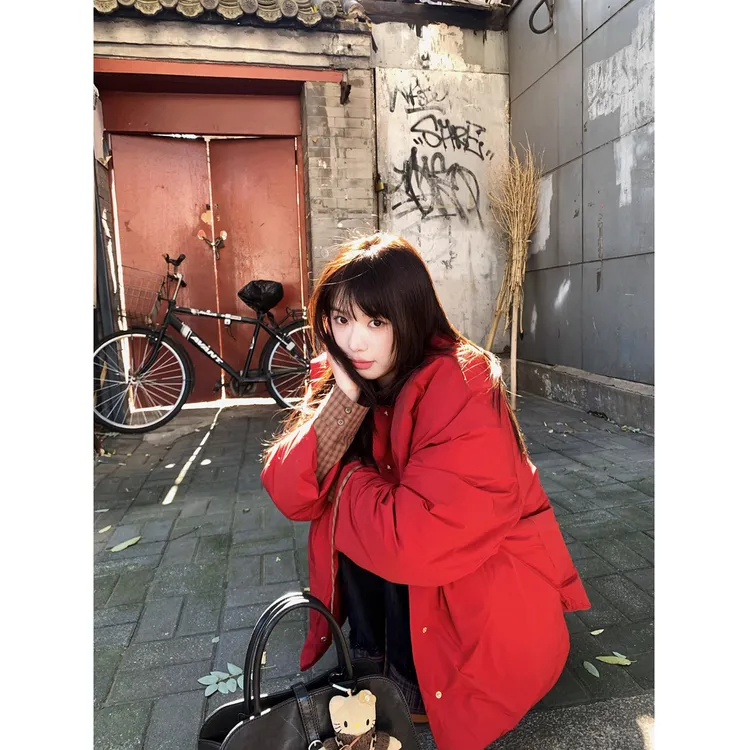 韩版红色蓬蓬棉感显白极简圆领棉服外套女冬季学生宽松加厚面包服