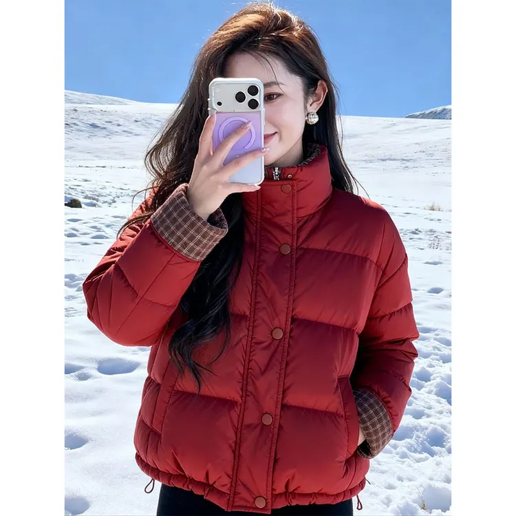 红色格子拼接短款立领羽绒女2025新款高级感宽松保暖洋气夹棉外套
