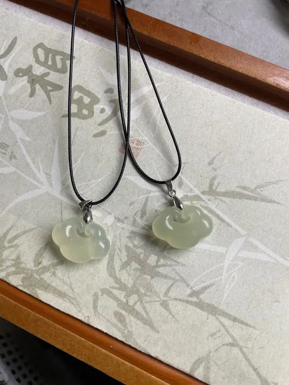 天然岫玉平安锁如意祥云长命锁银吉祥玉佩生日礼物女款