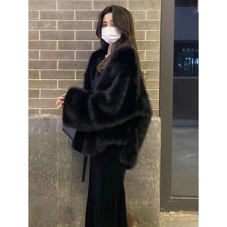 范哲萨黑色狐狸毛托卡皮草外套女2025冬季新款加厚毛绒年轻