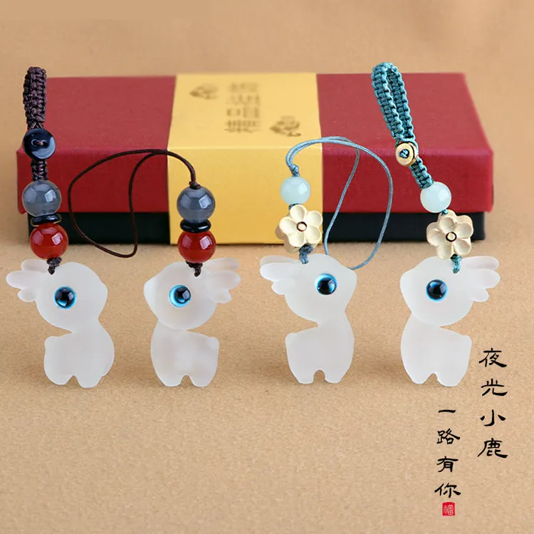 夜光小鹿钥匙扣精致可爱一路平安汽车挂件手机链男女钥匙链挂饰品