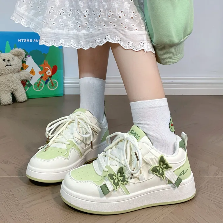 人本抹茶绿蝴蝶小白鞋女新款百搭鞋子小众原创女鞋休闲学生板鞋女